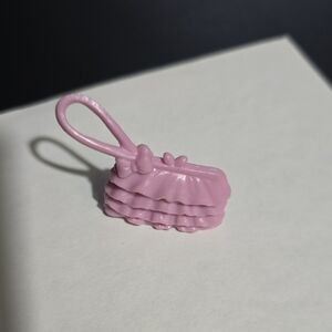 MATTEL PINK RUFFLED CLUTCH BARBIE ACCESSORIES FASHION-Purse Only